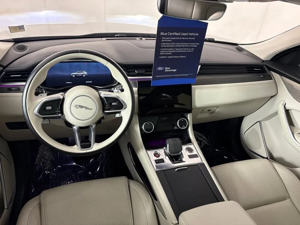 2021 Jaguar F-Pace - Image 11 of 18