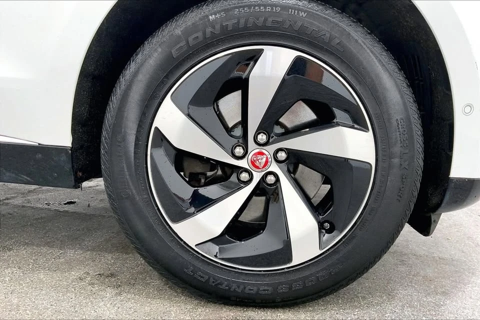 2021 Jaguar F-Pace - Image 14 of 20