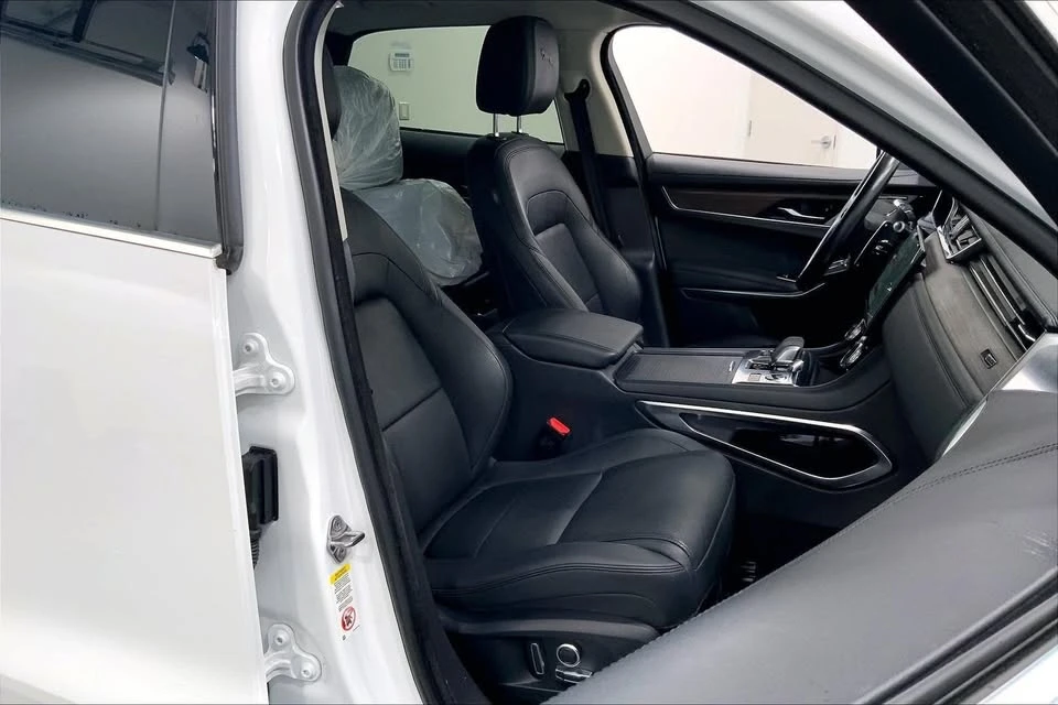 2021 Jaguar F-Pace - Image 13 of 20