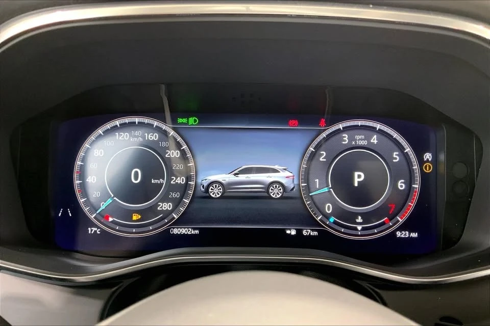 2021 Jaguar F-Pace - Image 17 of 20