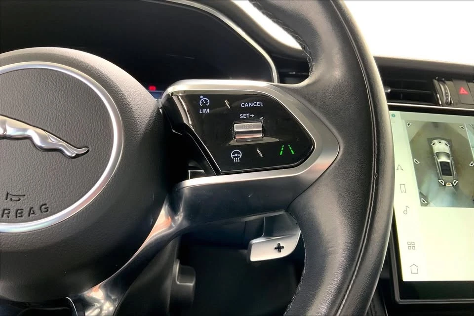 2021 Jaguar F-Pace - Image 16 of 20