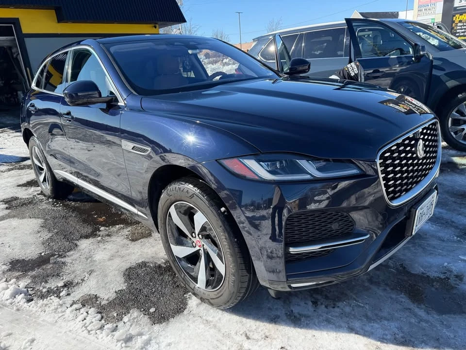 2021 Jaguar F-Pace - Image 5 of 10