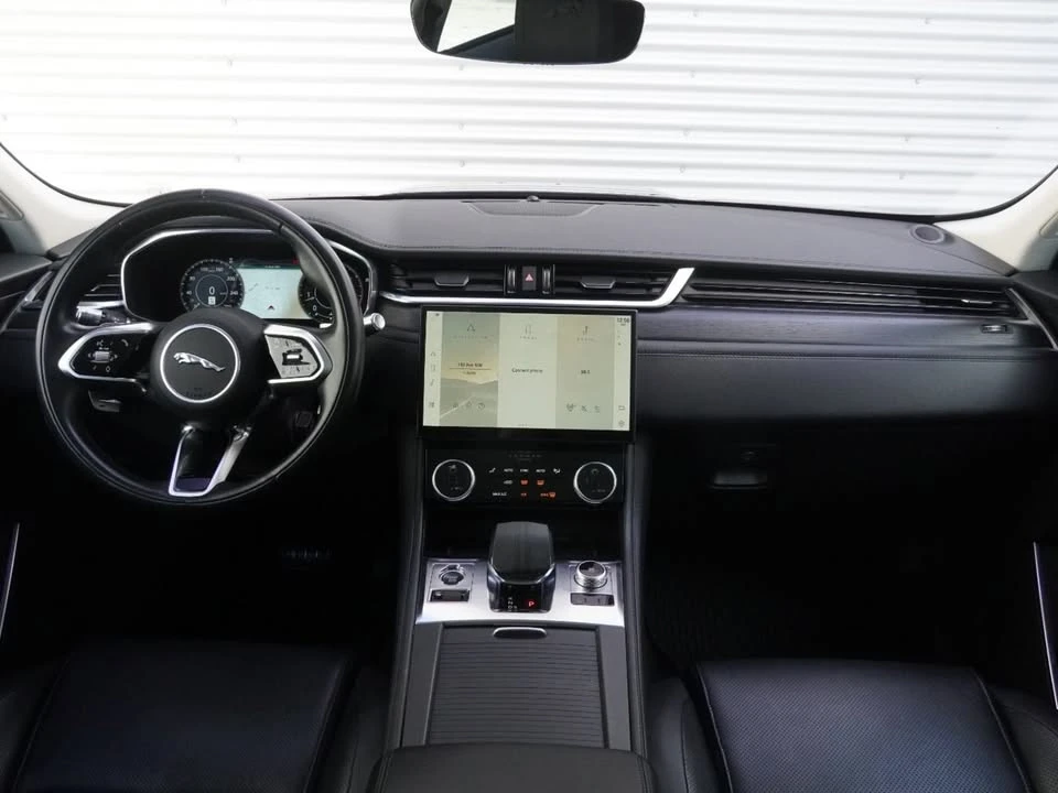 2021 Jaguar F-Pace - Image 10 of 16