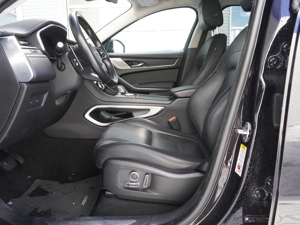 2021 Jaguar F-Pace - Image 7 of 16