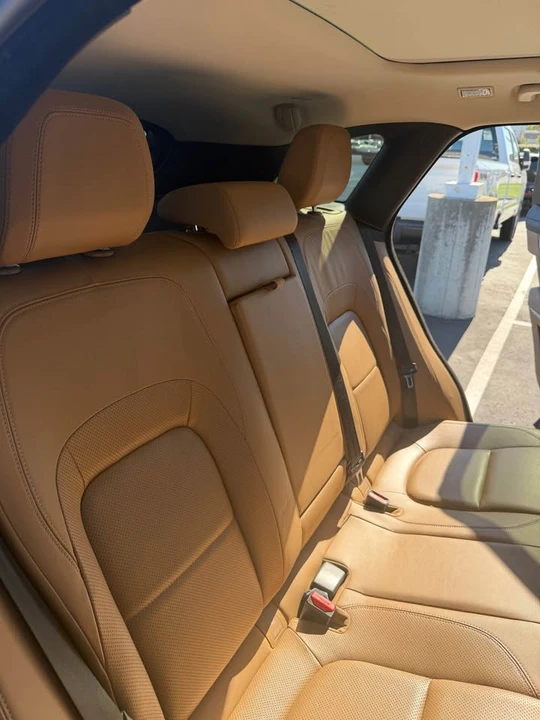 2021 Jaguar F-Pace - Image 4 of 6