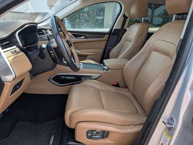 2021 Jaguar F-Pace - Image 8 of 20