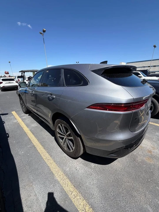 2021 Jaguar F-Pace - Image 6 of 8