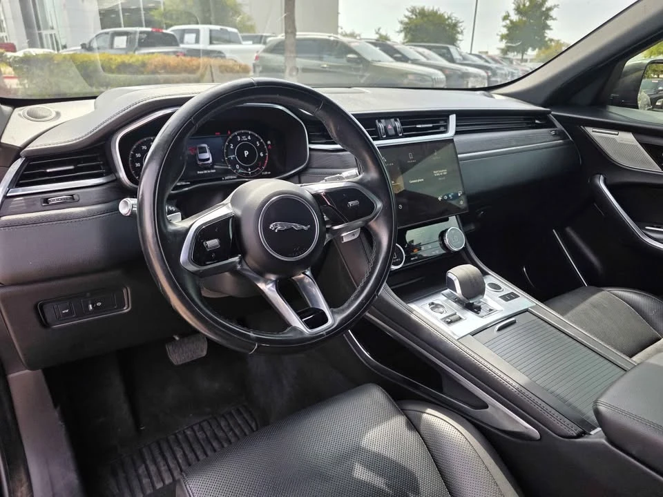 2021 Jaguar F-Pace - Image 5 of 10