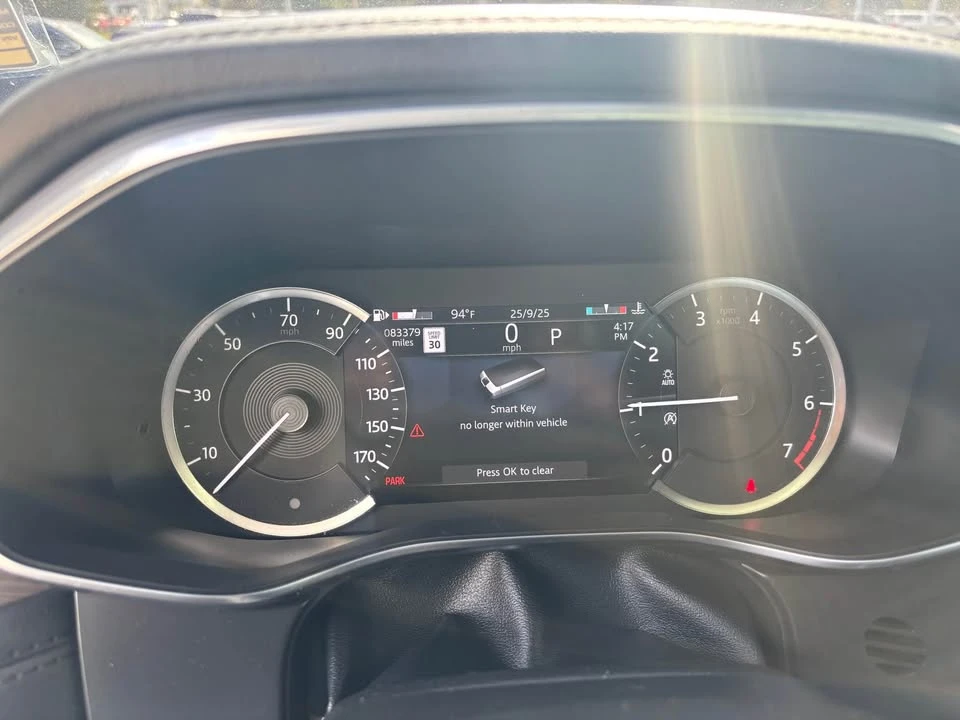 2021 Jaguar F-Pace - Image 18 of 19