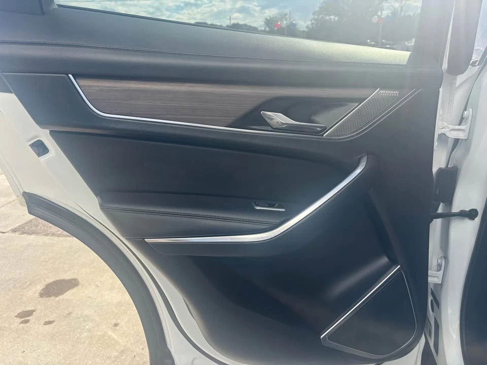 2021 Jaguar F-Pace - Image 8 of 19