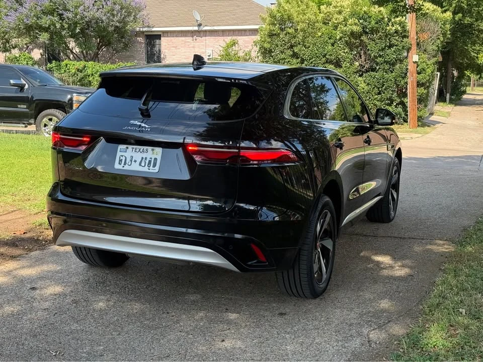 2021 Jaguar F-Pace - Image 5 of 19
