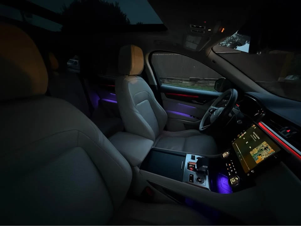 2021 Jaguar F-Pace - Image 9 of 19