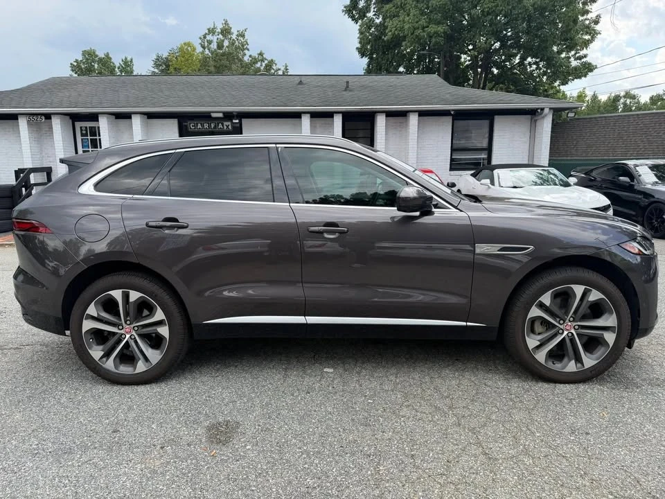 2021 Jaguar F-Pace - Image 5 of 20