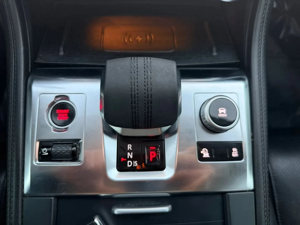 2021 Jaguar F-Pace - Image 17 of 20