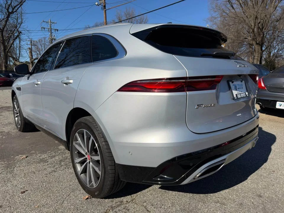 2021 Jaguar F-Pace - Image 2 of 18