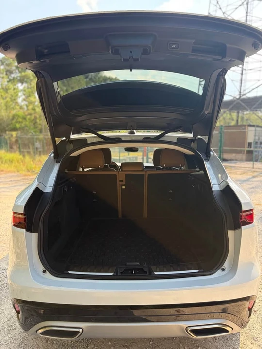 2021 Jaguar F-Pace - Image 10 of 20