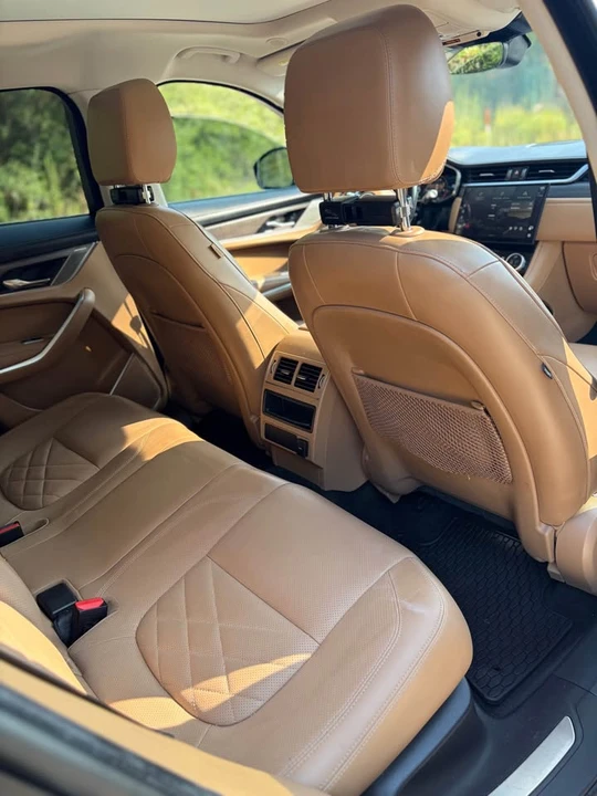2021 Jaguar F-Pace - Image 16 of 20