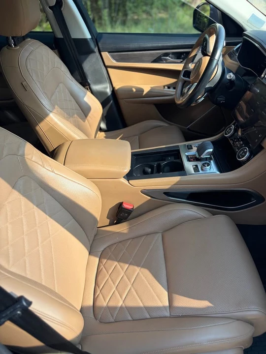 2021 Jaguar F-Pace - Image 18 of 20