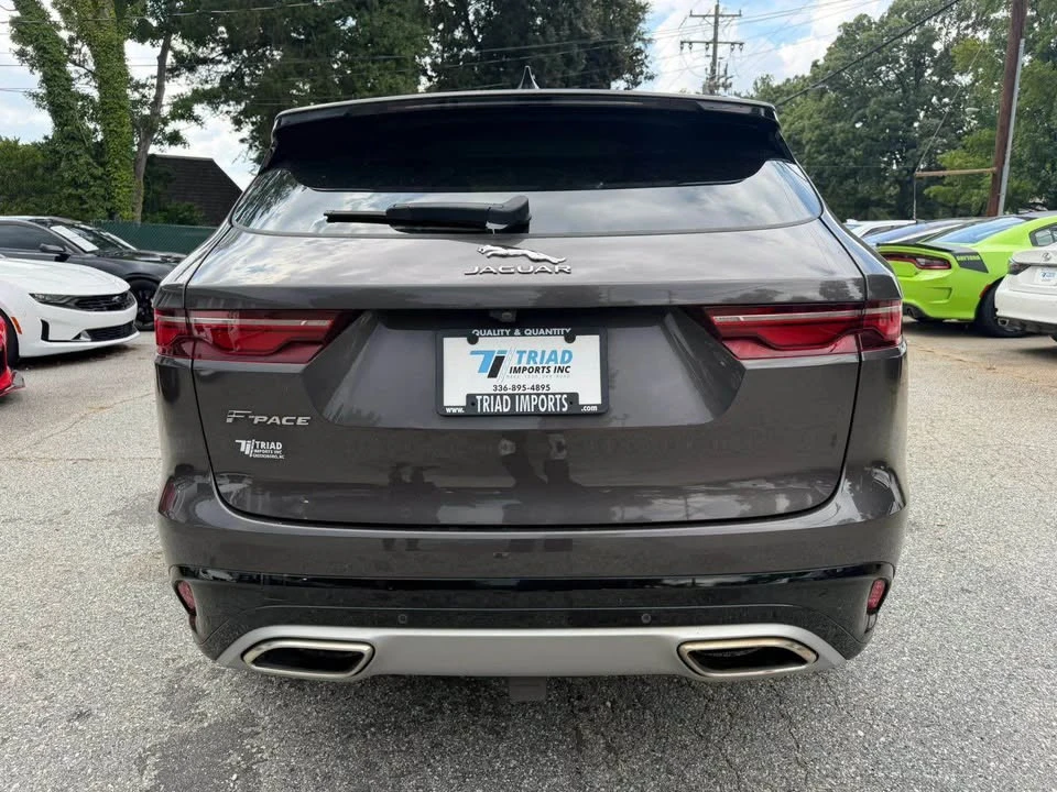 2021 Jaguar F-Pace - Image 3 of 17