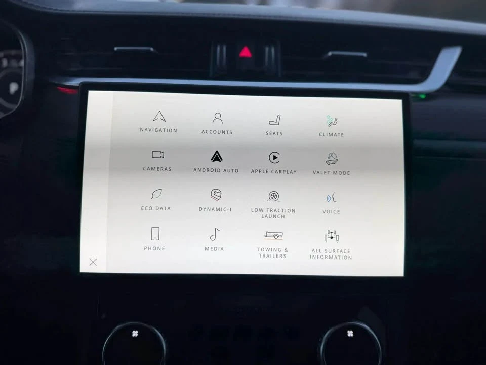 2021 Jaguar F-Pace - Image 13 of 17
