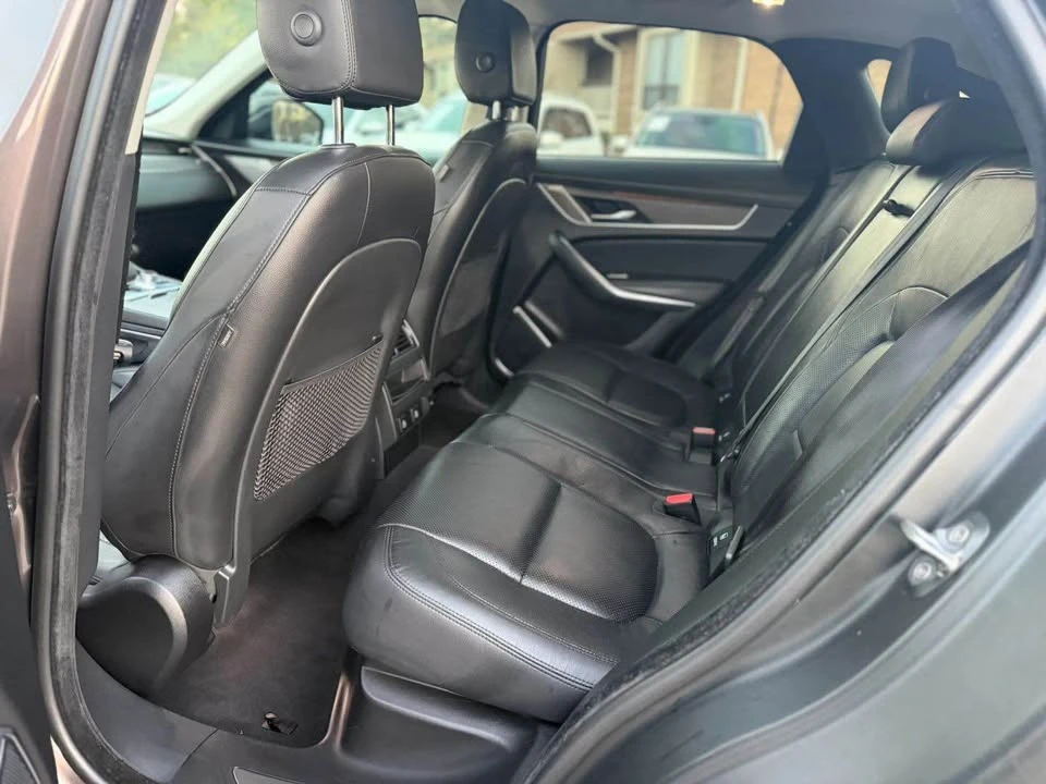 2021 Jaguar F-Pace - Image 7 of 17