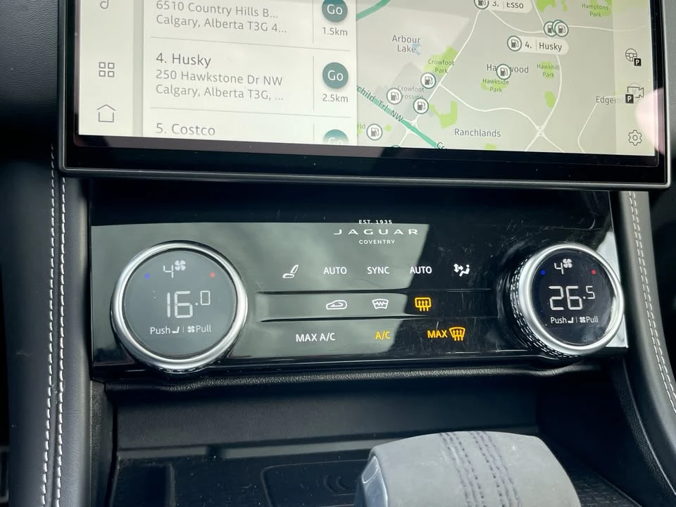 2021 Jaguar F-Pace - Image 11 of 16