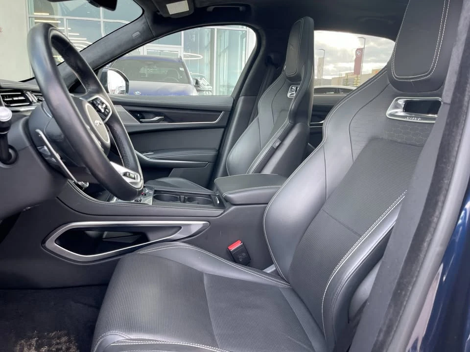 2021 Jaguar F-Pace - Image 3 of 16