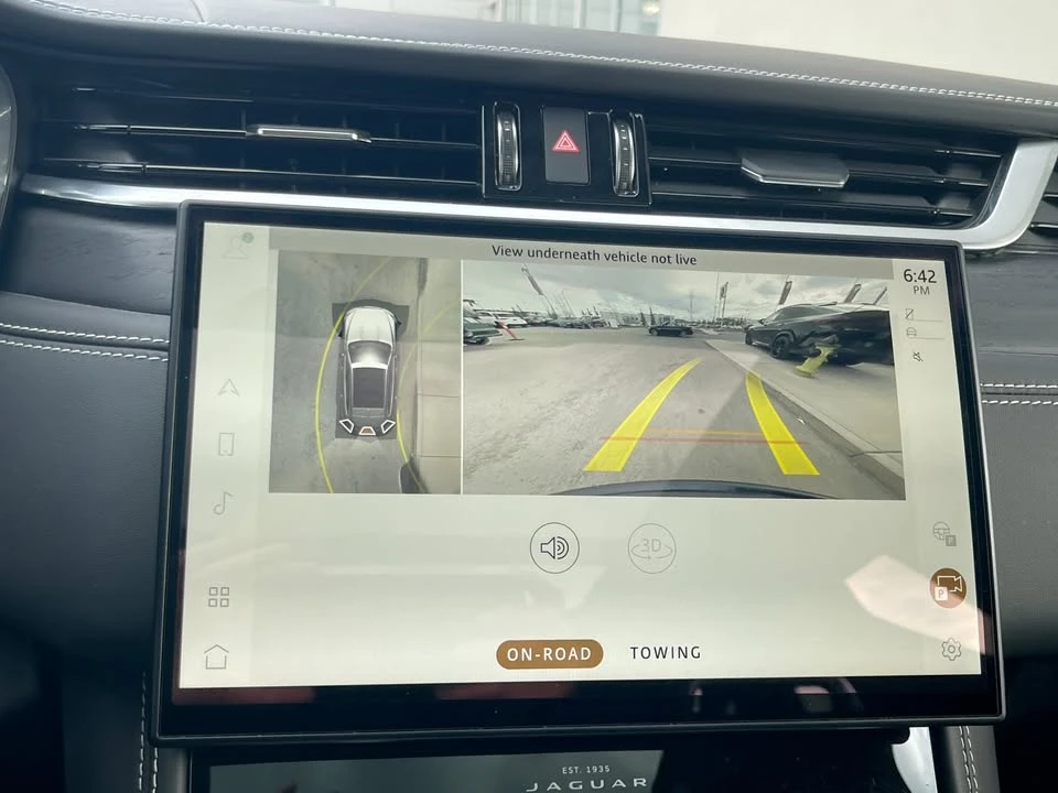 2021 Jaguar F-Pace - Image 9 of 16