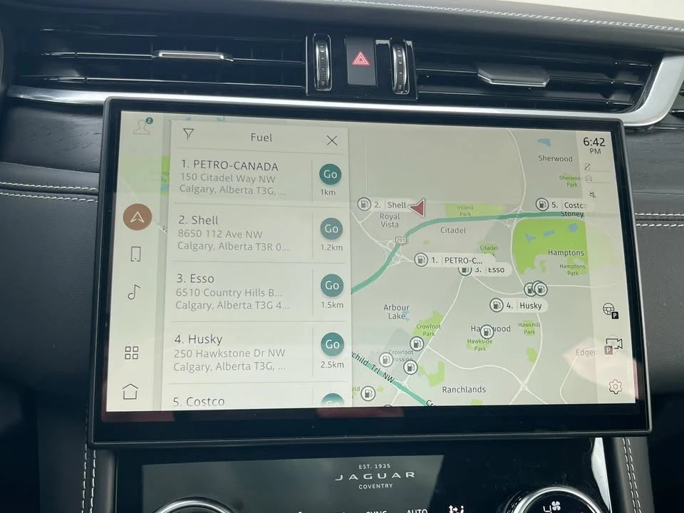 2021 Jaguar F-Pace - Image 10 of 16
