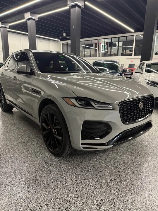 2021 Jaguar F-Pace - Image 2 of 11