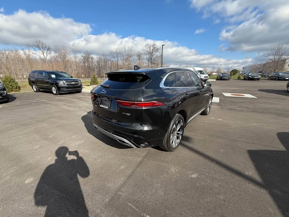 2021 Jaguar F-Pace - Image 8 of 12