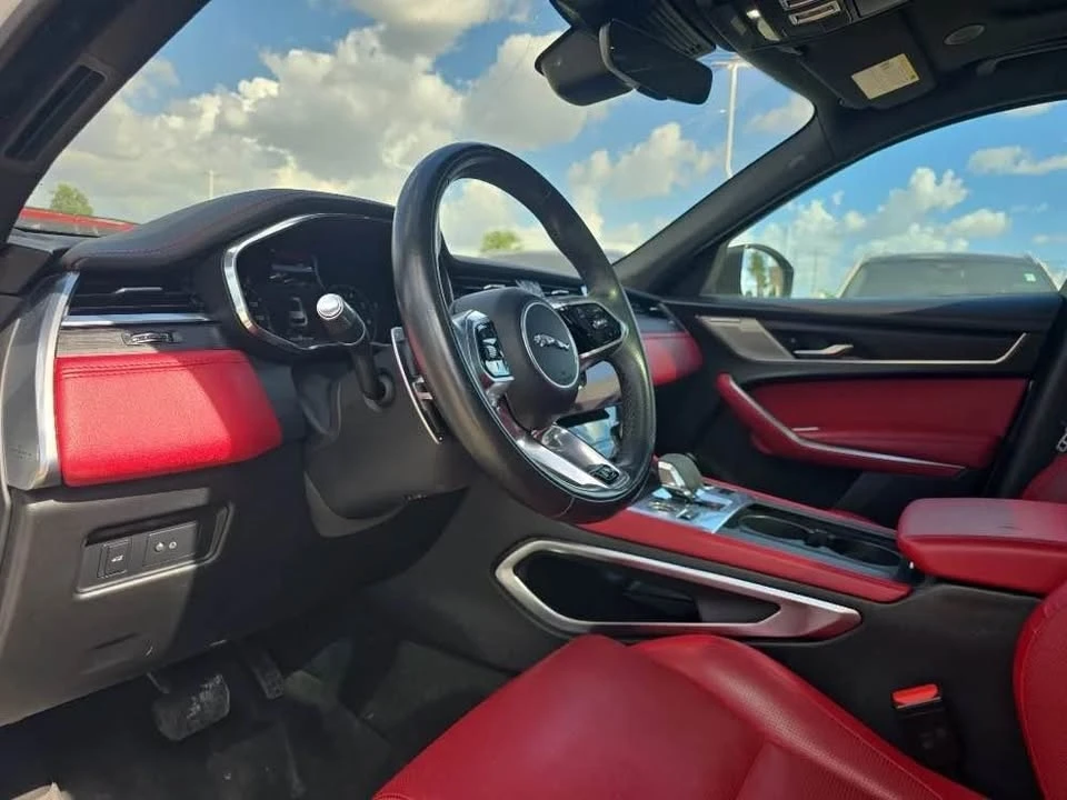 2021 Jaguar F-Pace - Image 8 of 17