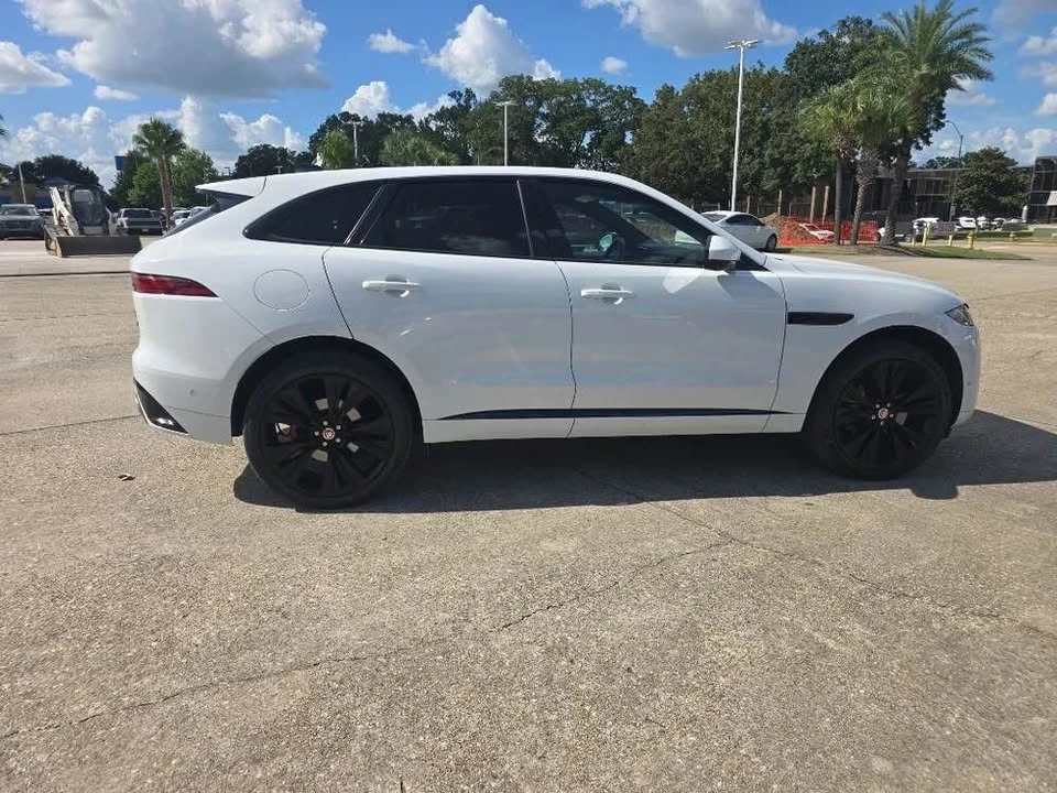 2021 Jaguar F-Pace - Image 4 of 17