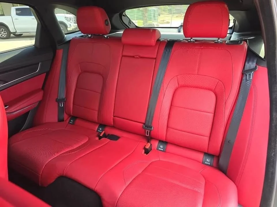 2021 Jaguar F-Pace - Image 16 of 17