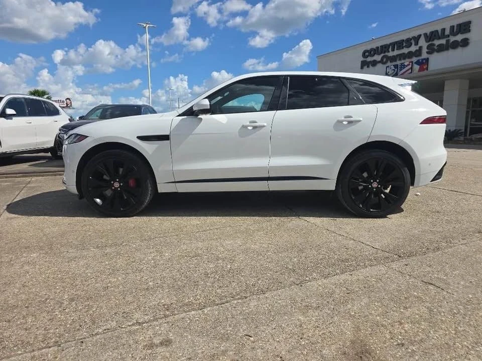 2021 Jaguar F-Pace - Image 2 of 17