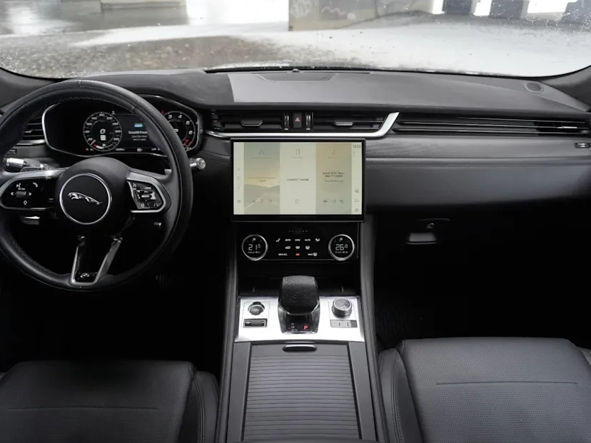2021 Jaguar F-Pace SVR - Image 8 of 18