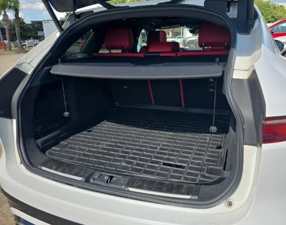 2021 Jaguar F-Pace - Image 11 of 11