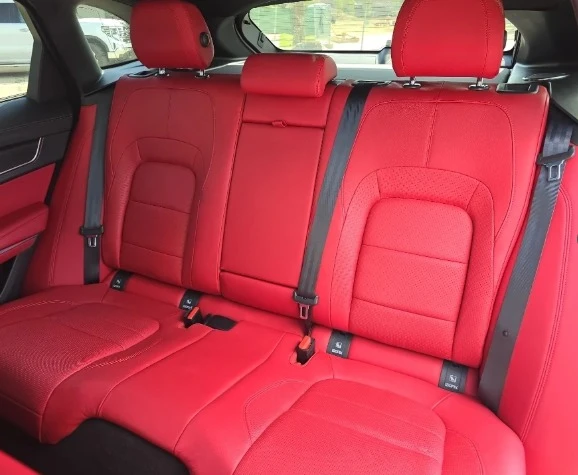 2021 Jaguar F-Pace - Image 10 of 11