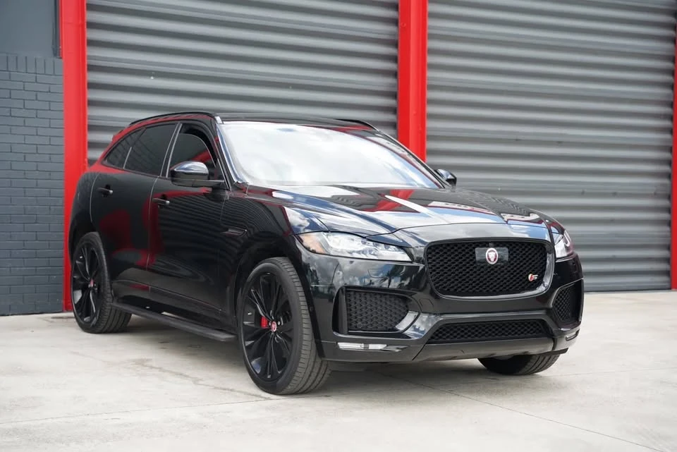 2021 Jaguar F-Pace - Image 2 of 6