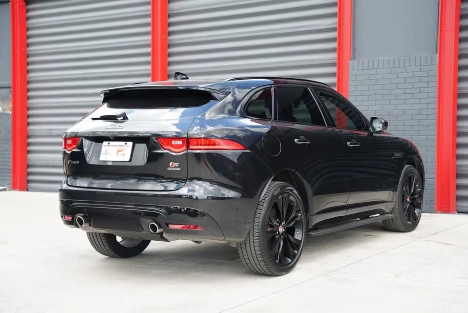 2021 Jaguar F-Pace - Image 3 of 6
