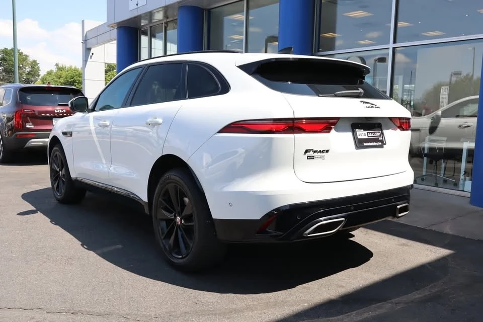 2021 Jaguar F-Pace - Image 3 of 20