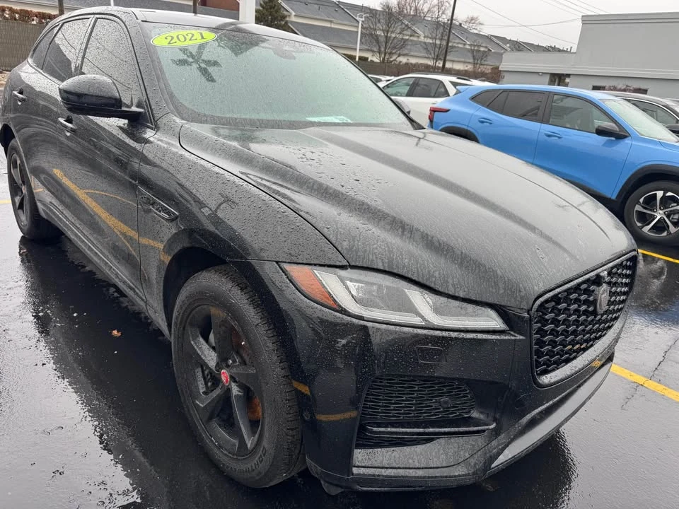 2021 Jaguar F-Pace SVR - Image 3 of 12