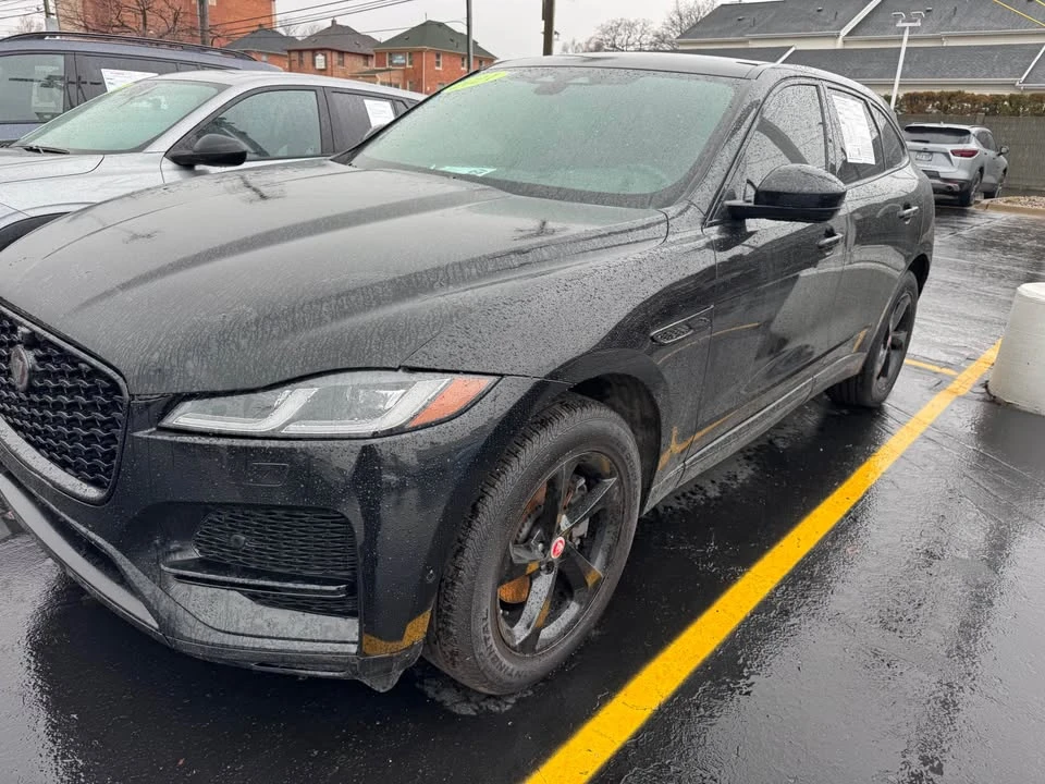 2021 Jaguar F-Pace SVR - Image 2 of 12