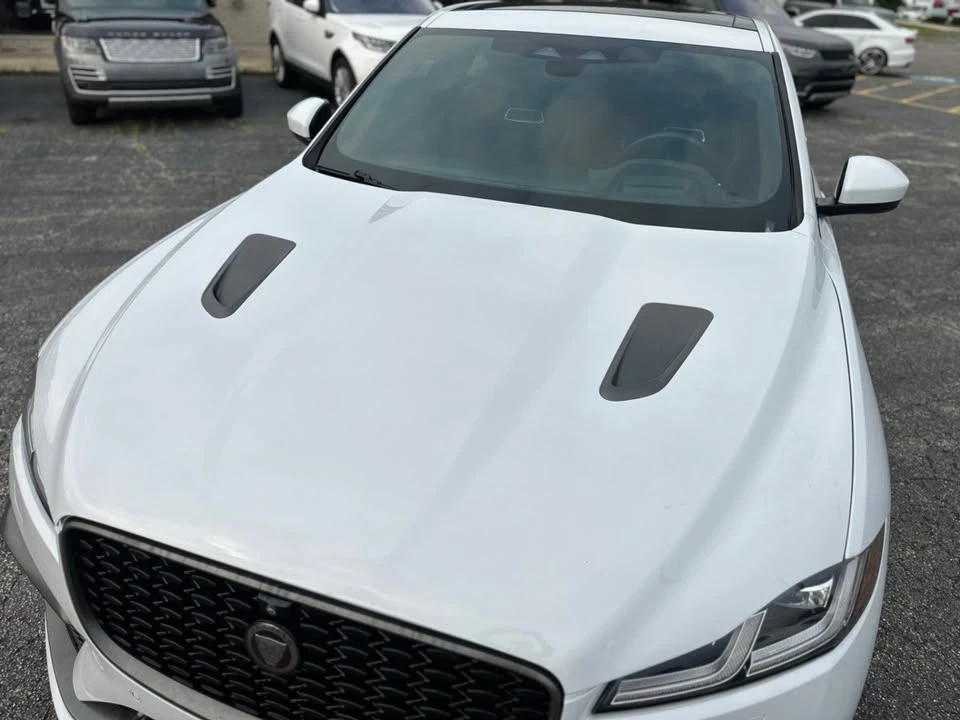 2021 Jaguar F-Pace SVR - Image 9 of 20