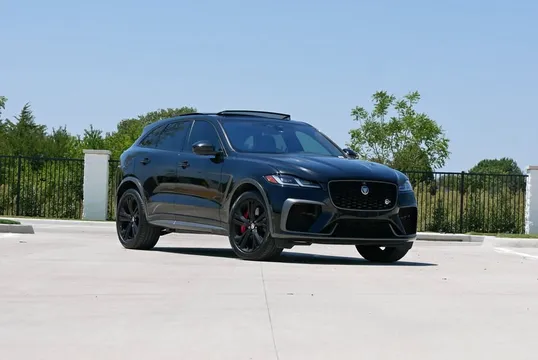 2021 Jaguar F-PACE SVR
