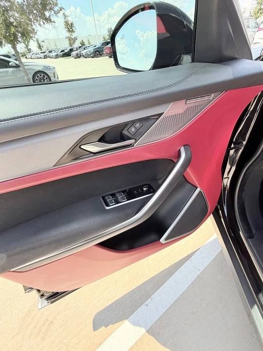 2021 Jaguar F-Pace SVR - Image 10 of 16