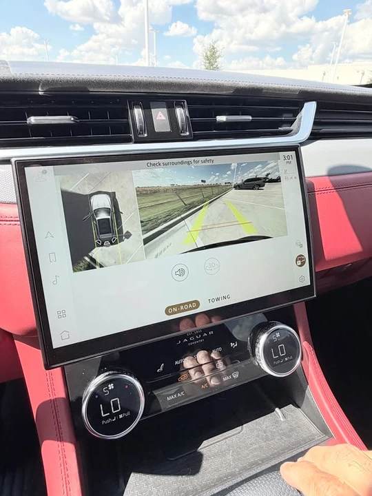 2021 Jaguar F-Pace SVR - Image 16 of 16