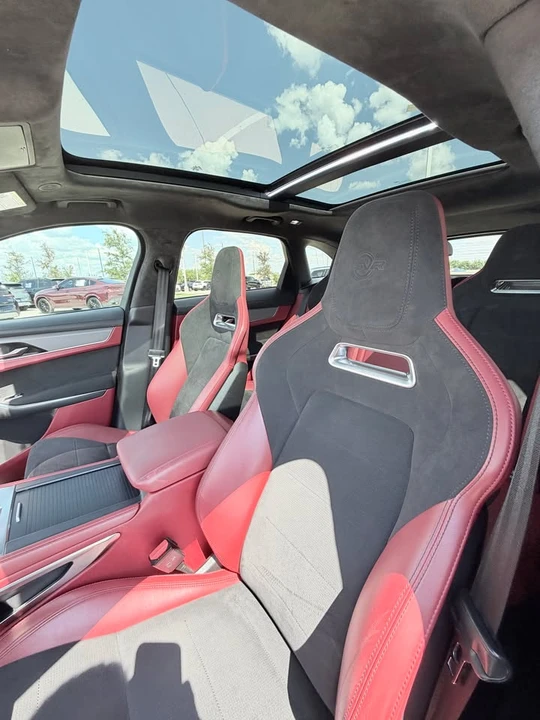 2021 Jaguar F-Pace SVR - Image 9 of 16