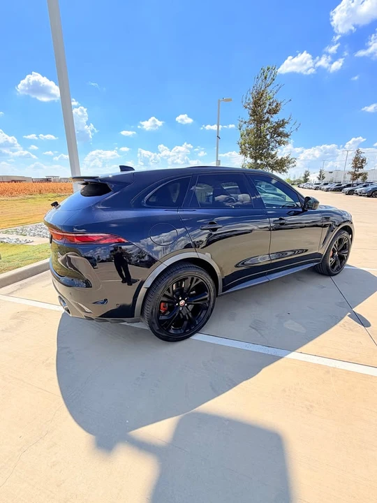2021 Jaguar F-Pace SVR - Image 3 of 16