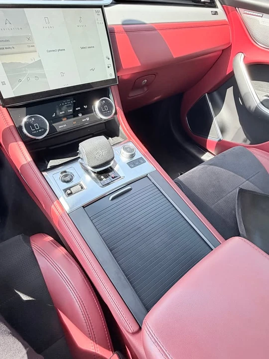 2021 Jaguar F-Pace SVR - Image 13 of 16